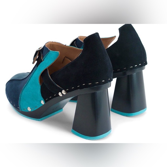 Fluevog NEARLY NEW Summer of Love Amor 60s-inspired blue suede clog-6.5 (fits 7) - Picture 16 of 16